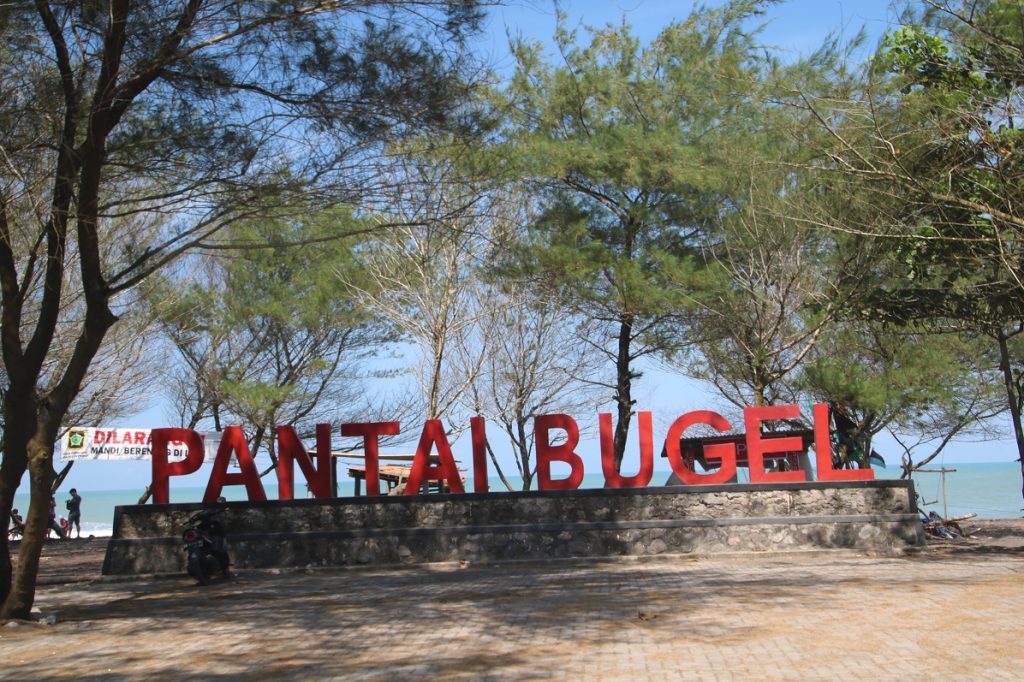 Foto Pantai Bugel